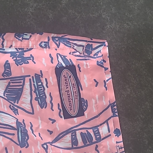 VINEYARD VINES NAUTICAL SAILBOAT PRINT SWIM SHORTS - Picture 3 of 8